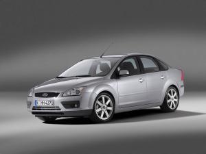 Ford Focus Saloon 2005 года